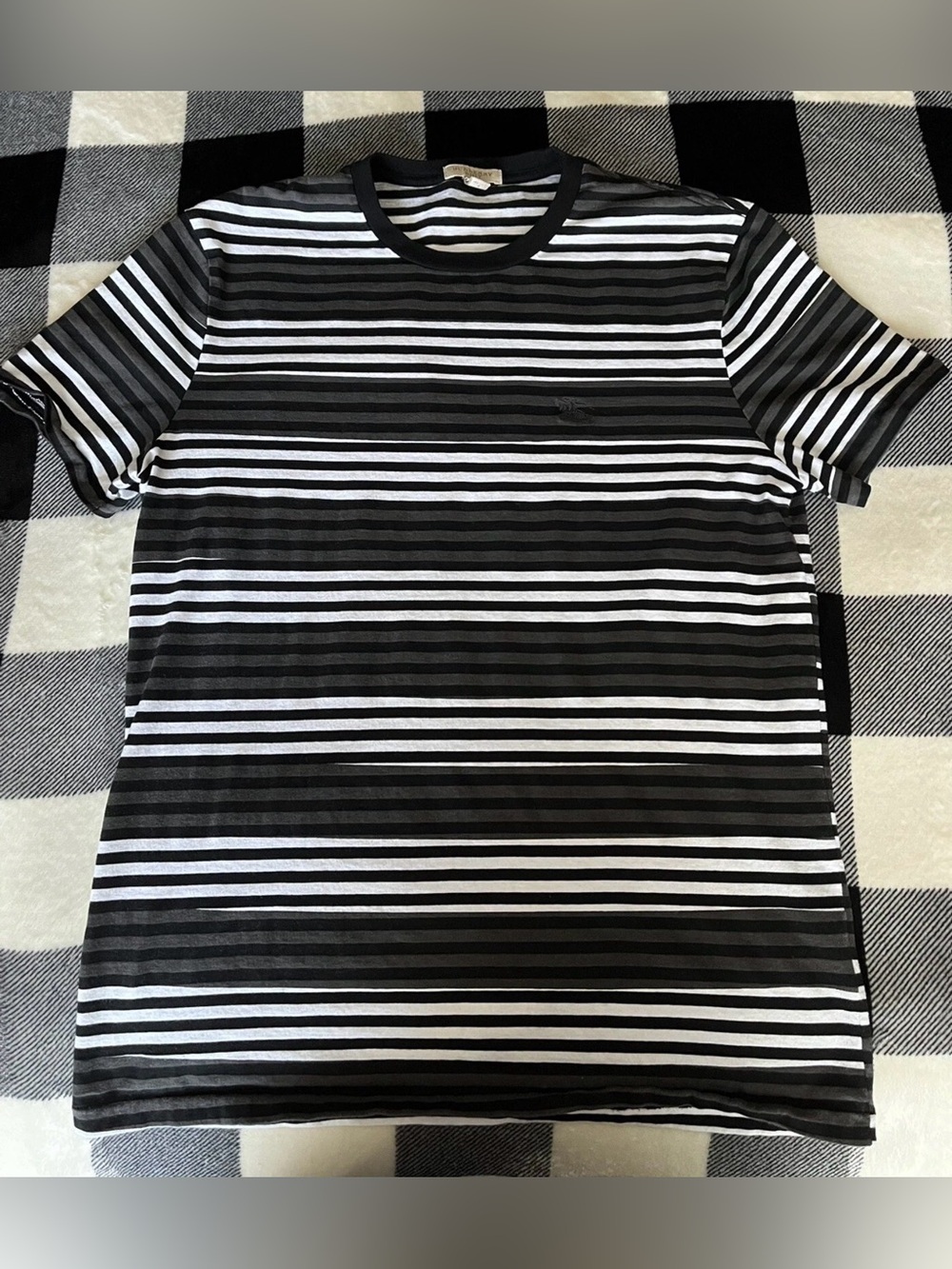Size Large - Men's Authentic Burberry Brit Striped Tee Shirt Black Gray White